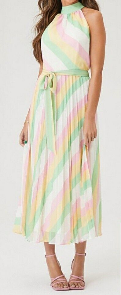 Pleated Halterneck Midi dress uk6****Ref V380