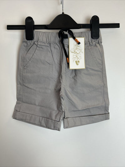 Boys 2 Pack of Shorts. UK 2/3 Years **** Ref V390