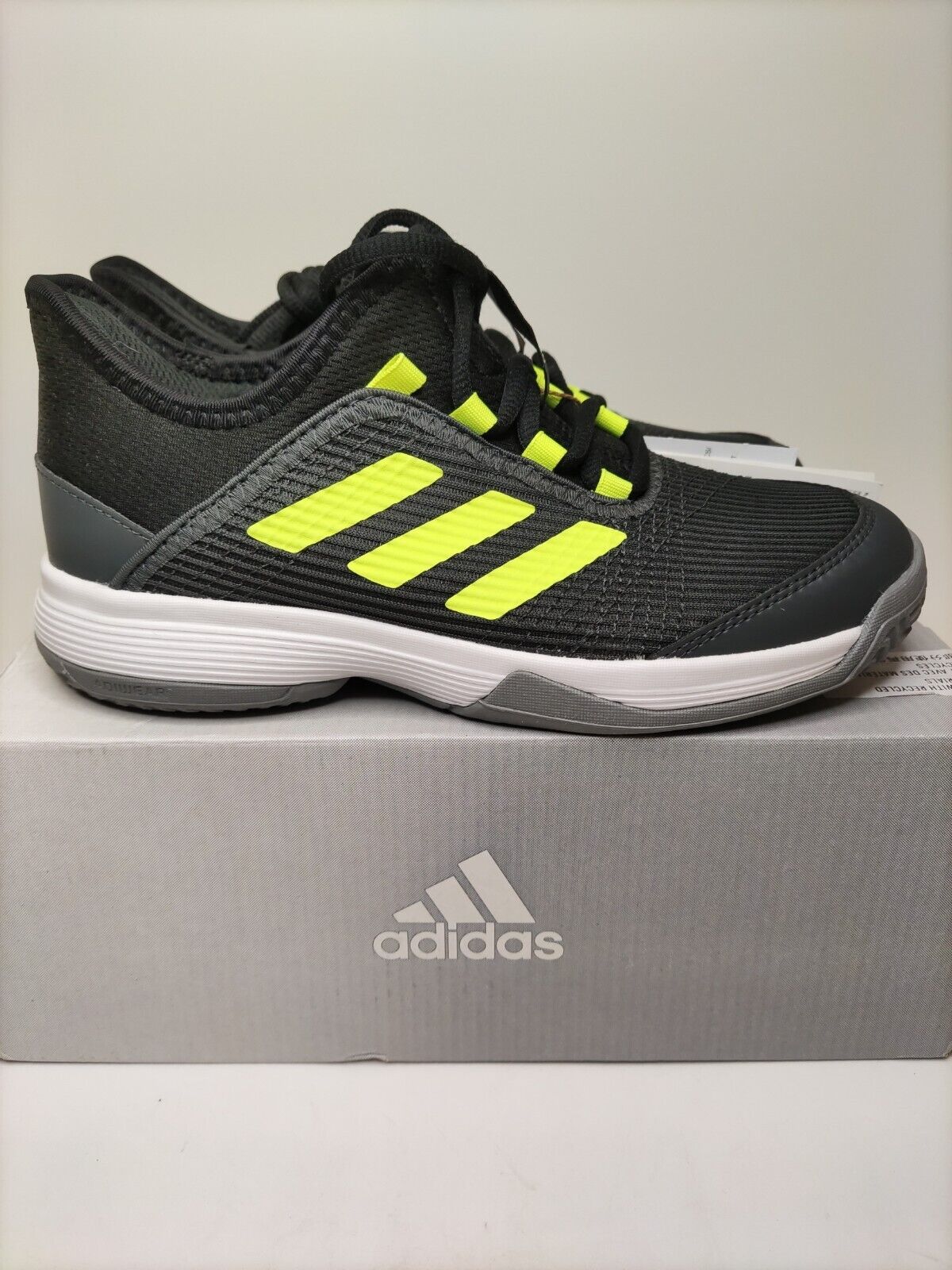 Adidas Adizero Club Trainers. GW3841. UK 2. ****VS1