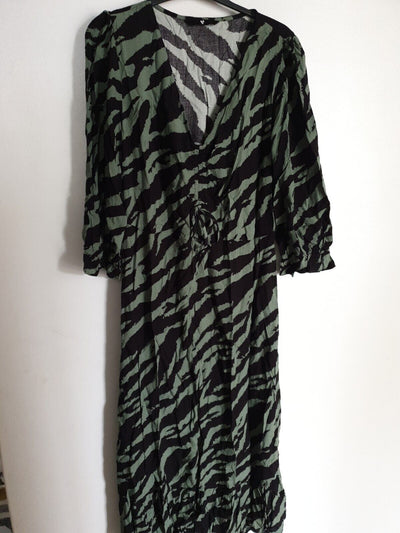 Zebra Print Midi Dress V-neck Green/Black Uk12****Ref V538