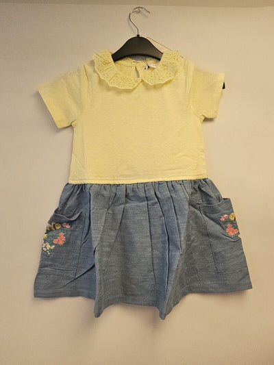 Girls Bodice Denim Dress with Embroidered Bee Size 4-5 Years ** V273