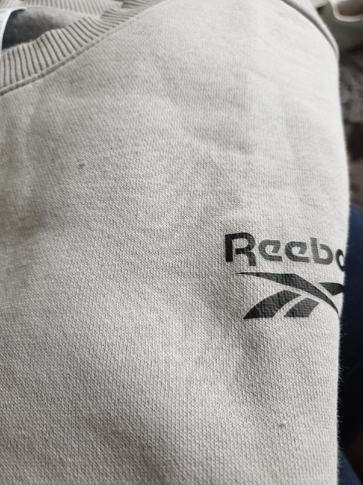 Reebok Ri Left Chest Logo Crew Neck Grey Uk XL****Ref V493