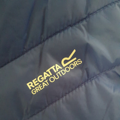 Regatta Freezeway B/W lll Surf Spray UkM****Ref V28