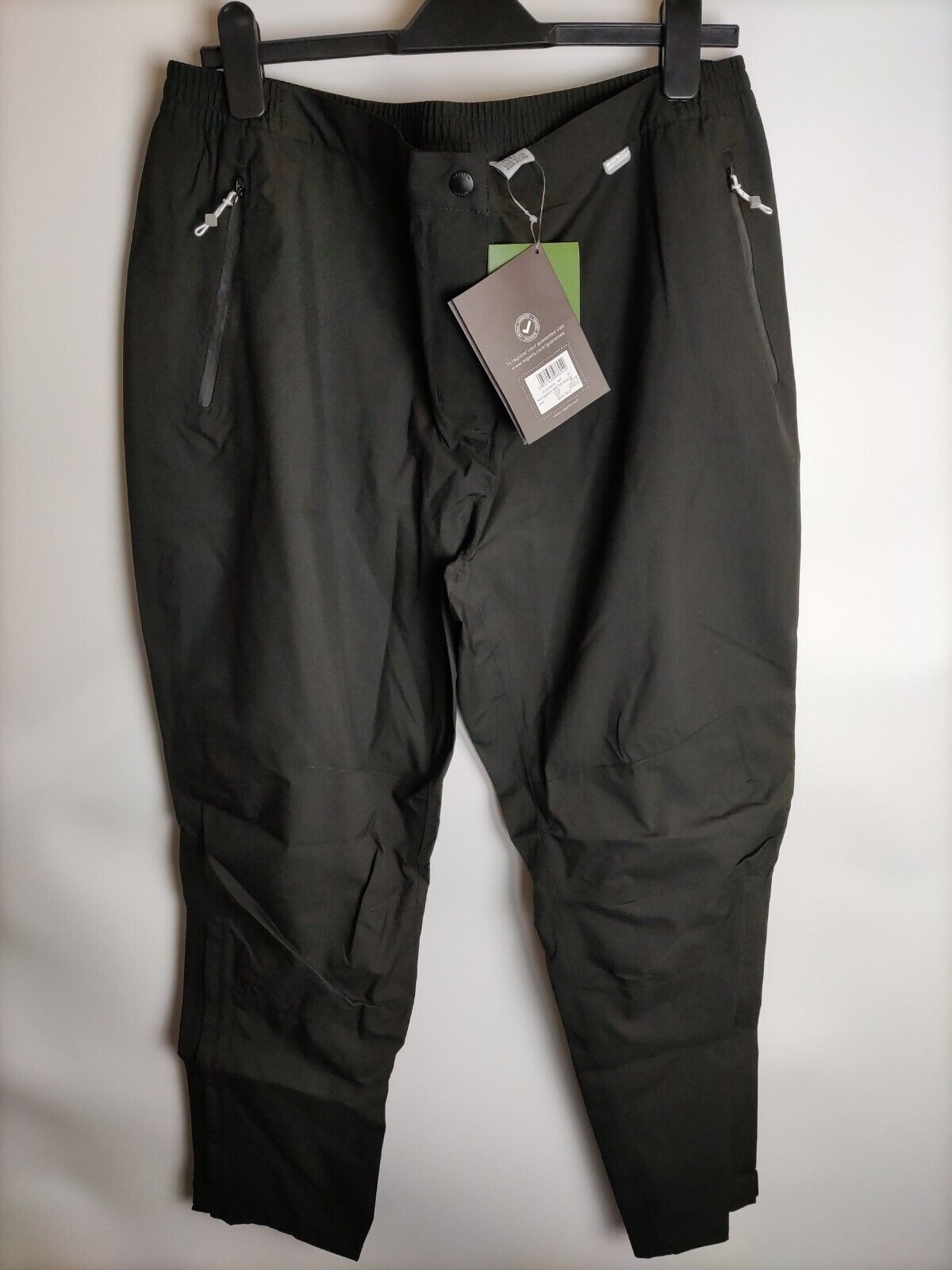 Regatta Women's Highton Waterproof Overtrousers | Black. UK XL W38. ****V16