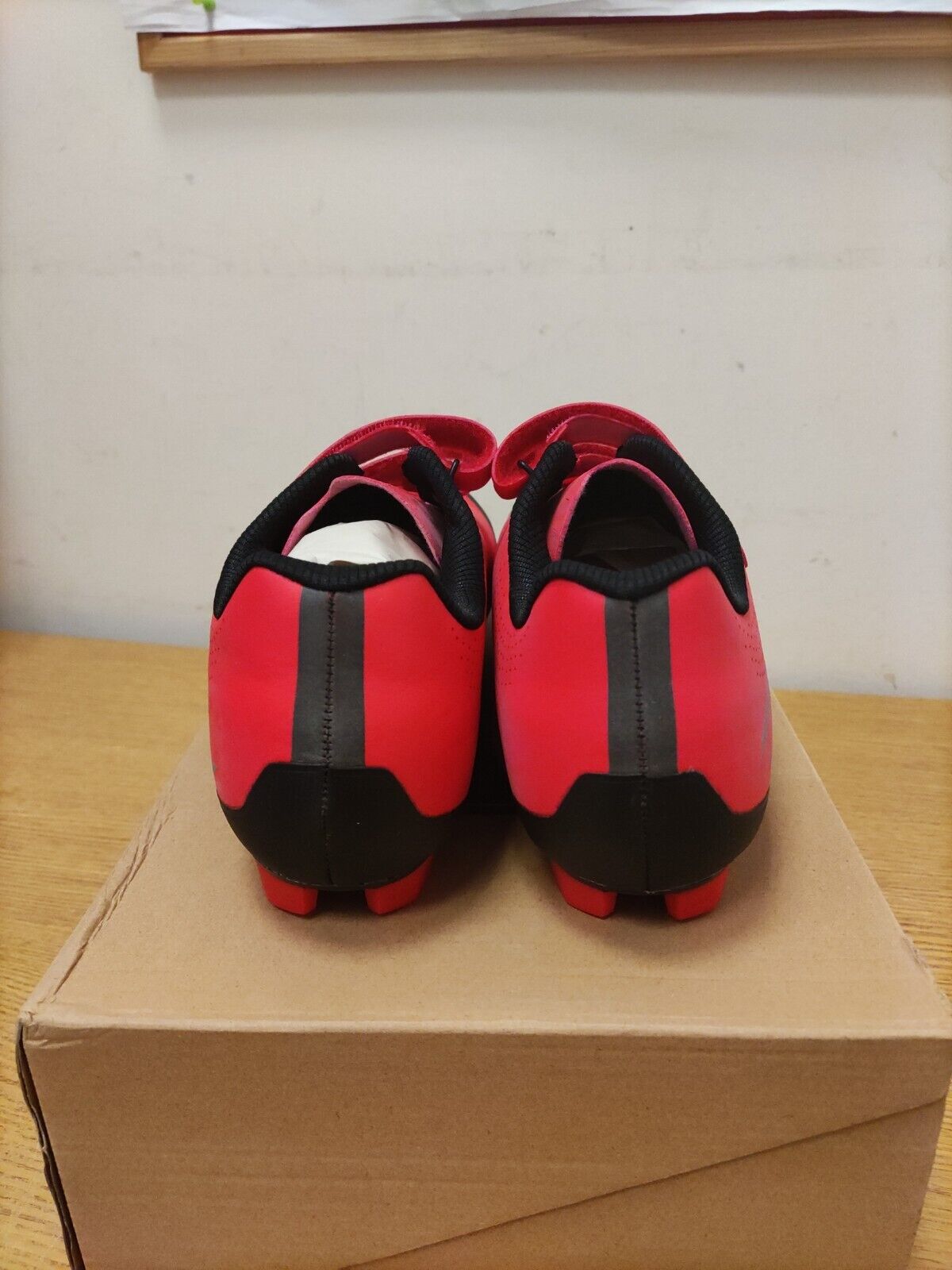 Zol Cycling Shoes. Raptor. Red.