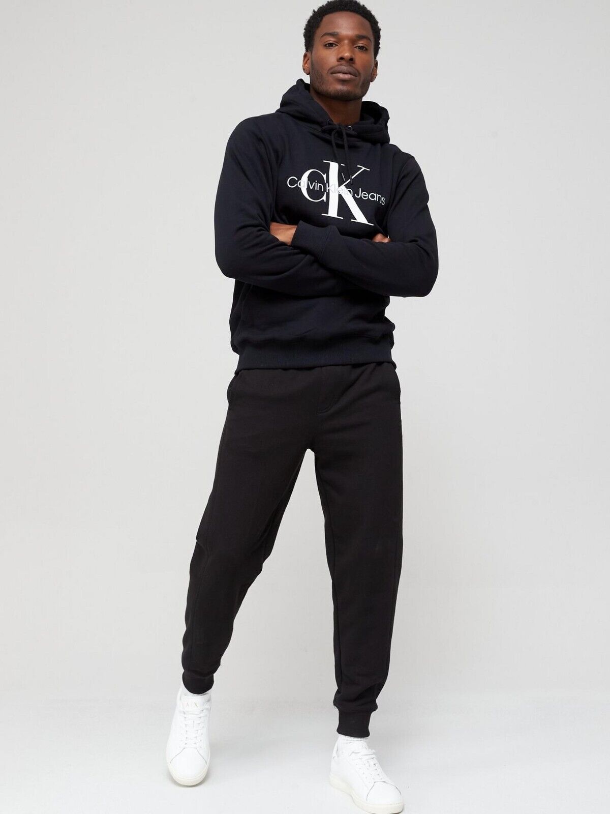 Calvin Klein Unisex Monogram Hoodie-Black. UK 2XL **** Ref V487