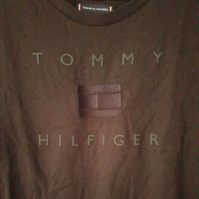 Tommy Hilfiger Black Logo Artwork Tshirt Size 16yrs****Ref V40