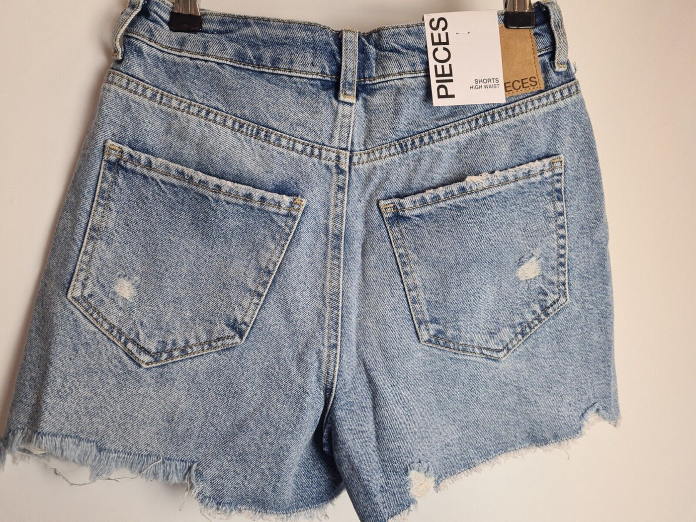 Pieces Pctulla Blue High Waist Denim Shorts Size XS **** V259