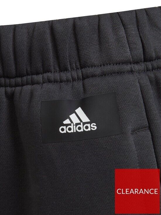 Adidas Junior Boys Joggers B FI W P - Black. UK 3/4 Years **** Ref V366