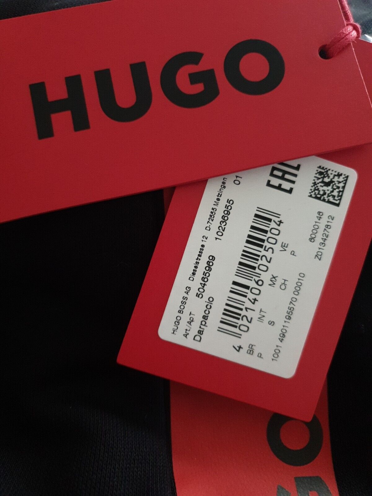 Hugo Boss Darpaccio Black/Red Tape Jogging Bottoms UkS****Ref V549