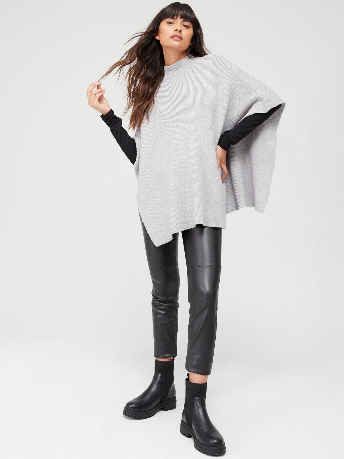 Grey Marl Ribbed Poncho. One Size *with defect* ** SW22