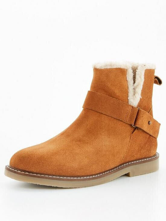 Real Suede Ankle Boot with Faux Fur Lining - Light Tan. (RXF63) UK 6. ****VS1