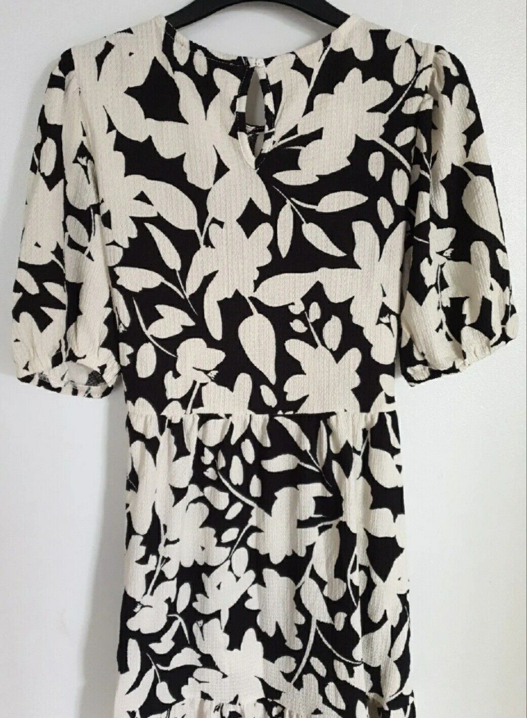 Mono Print Midi Dress Floral Print- Black/White. Uk12