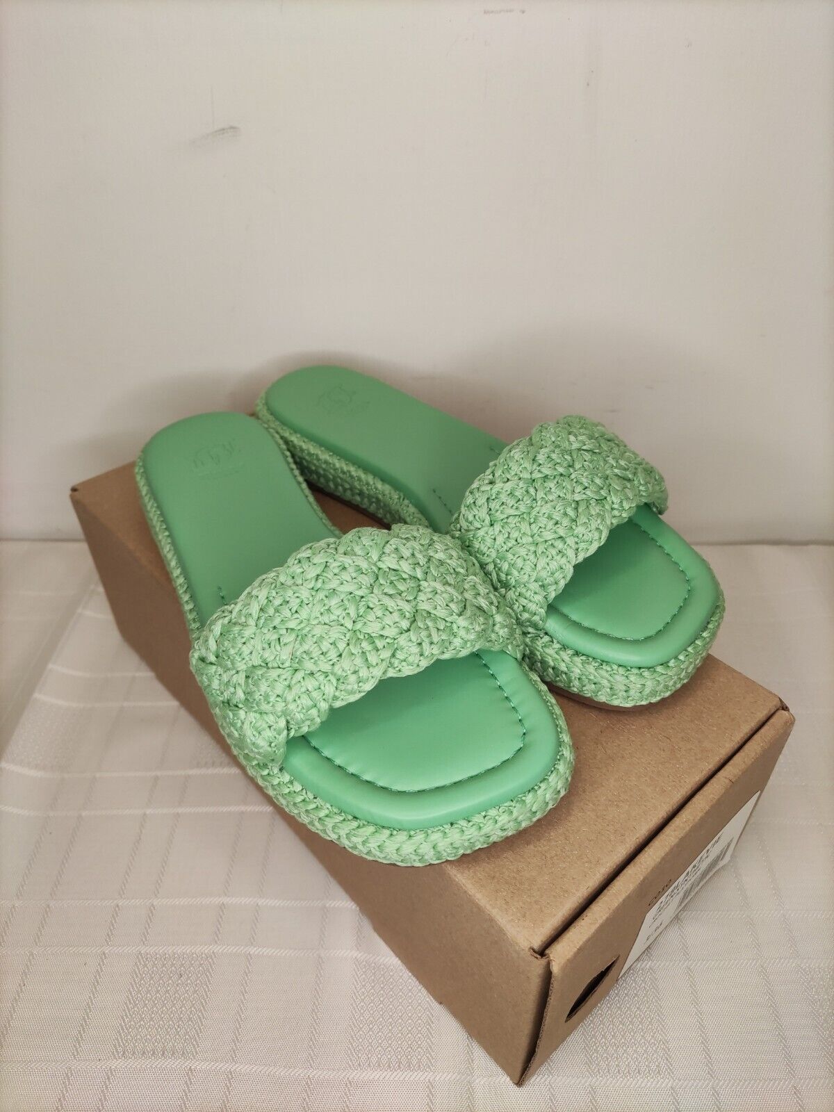 Dune LondonLakeview Crochet Slide Sandal. Green. UK 7.****RefVS1