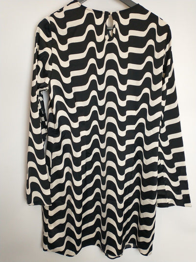 Mango Ivanka Black And White Mini Dress Size 12 **** V385