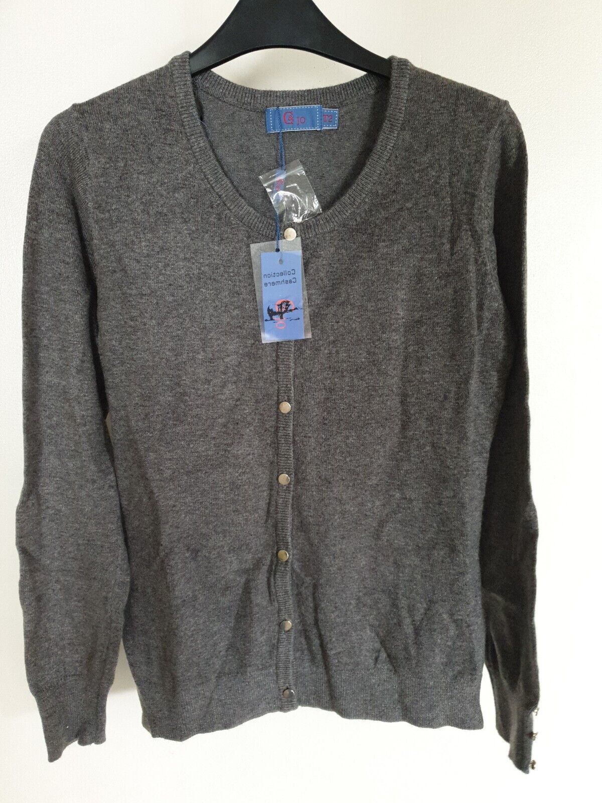 C & Jo Grey Cardigan Wolf Size 10 Ref G1