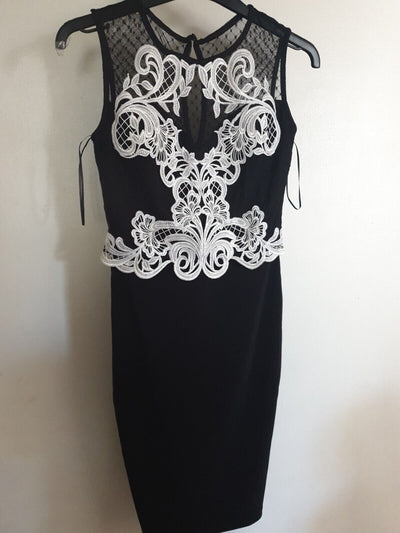 Lipsy London Black Lace Dress Uk 6 Ref MW7