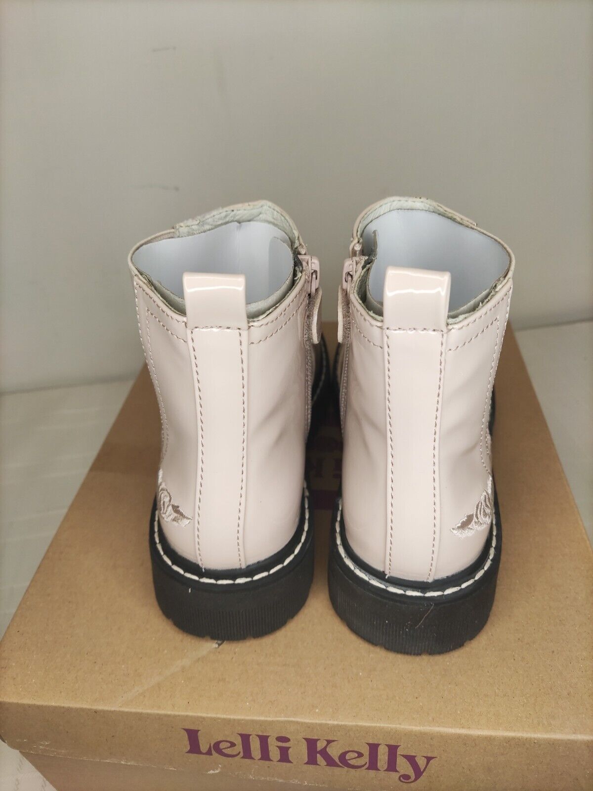 Lelli Kelly LK5552 (FCH6) Ruth Nude Vernice Patent Ankle Boot UK 2.5.****VS1