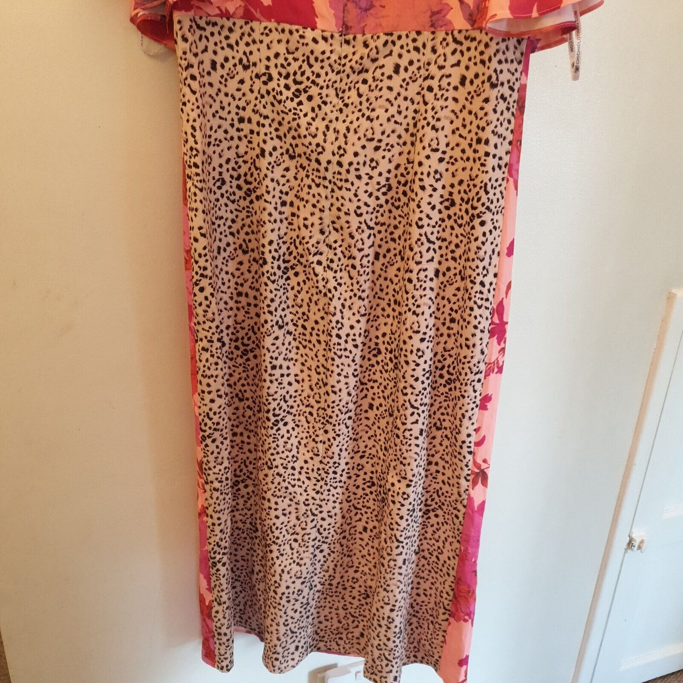 Chi Chi London Floral and Animal Print Midi Day Dress. Size 10 ****Ref V315