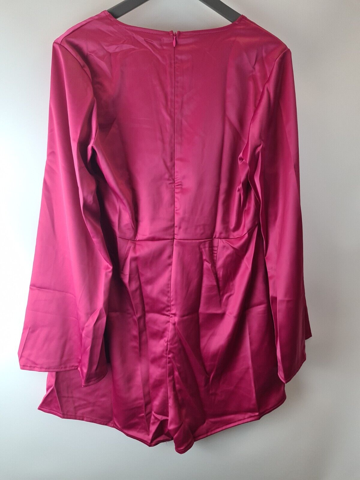 Missguided. Satin Tie Front Flare Sleeves Hot Pink Playsuit Size 14.