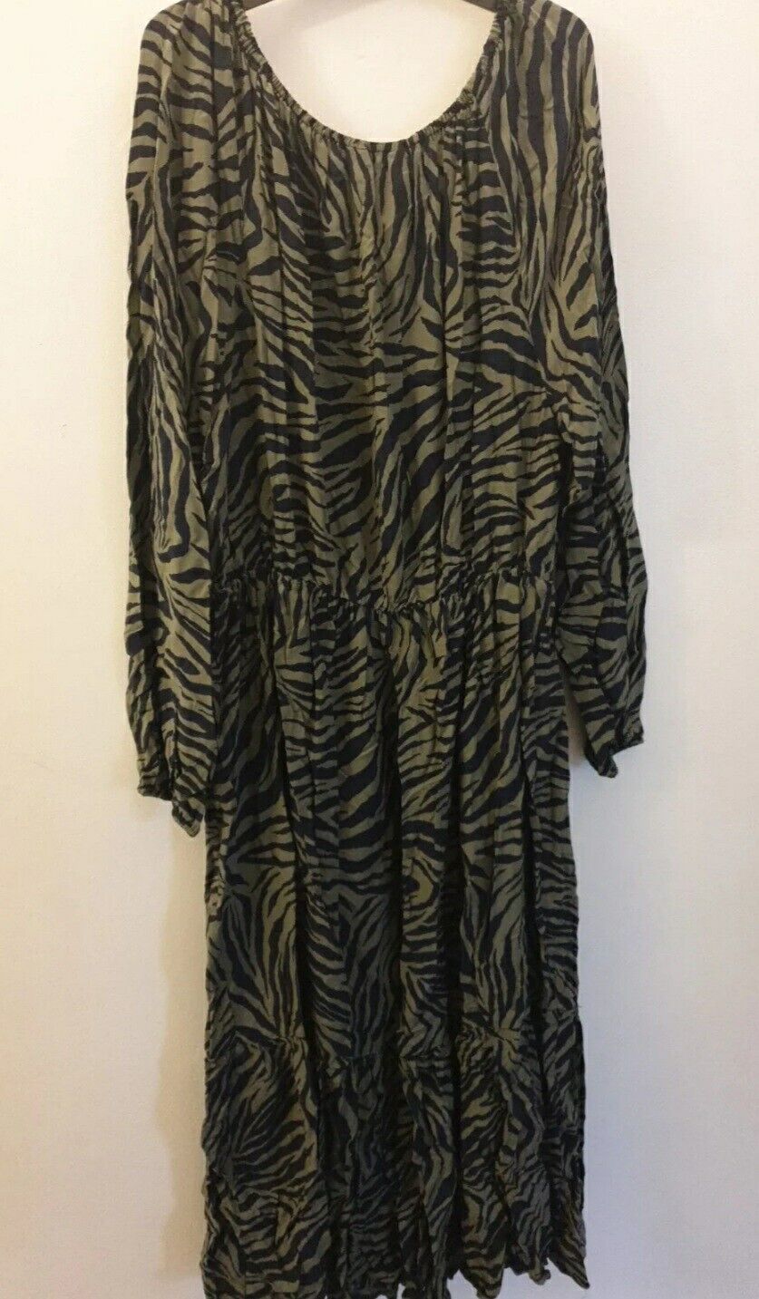 Womens Zebra Print Midi Dress- Green/Navy. Uk10