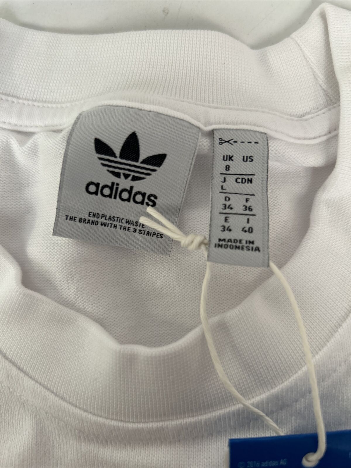 Adidas Ladies Oversized Sweatshirt- White. UK 8  **** Ref V233