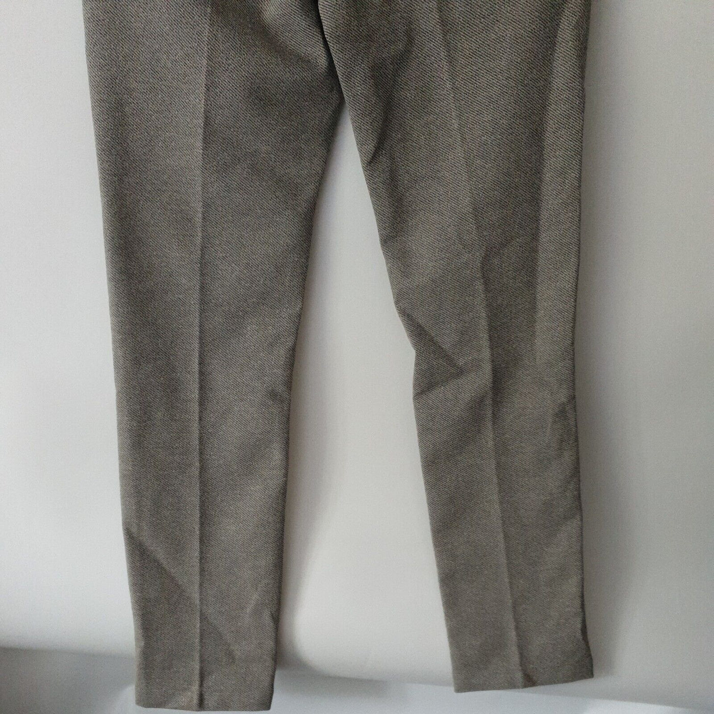 River Island Slim Fit Beige Light Smart Trousers W28/L32****Ref V385