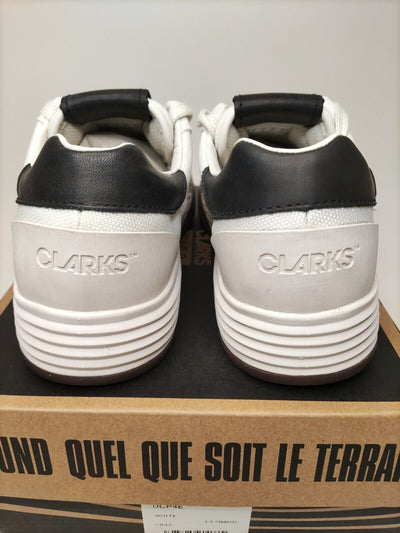 Clarks Cica Youth Trainers. Off White Suede. Wide Fit. UK 4.5. ****VS1