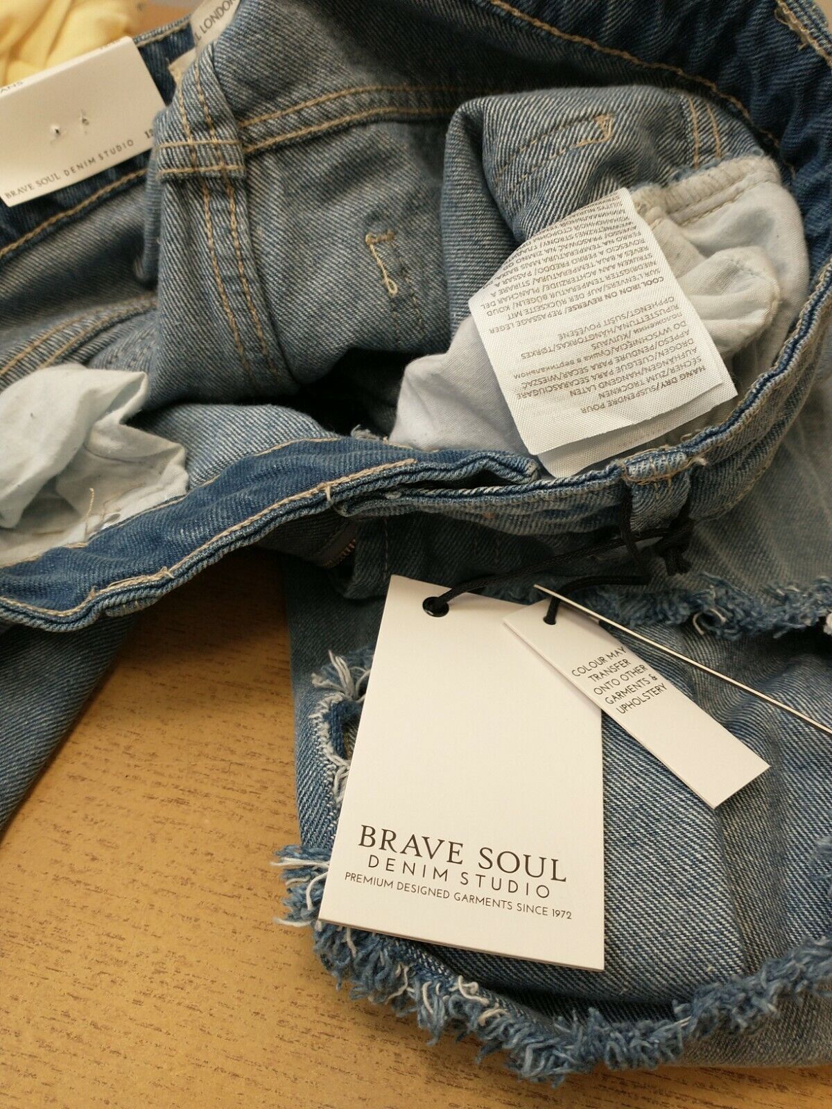 Brave Soul London Denim Studios Seba Mom Jeans.  Size 10 .Ref R8
