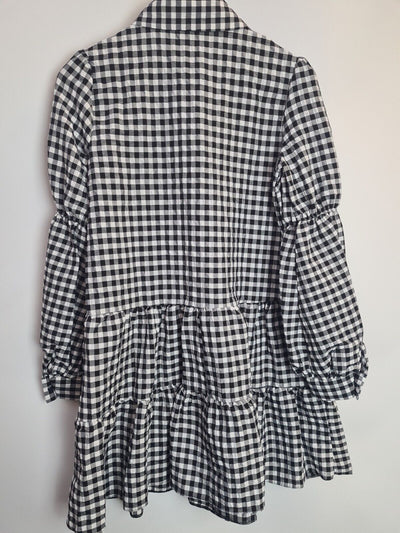 River Island Check Print Tiered Shirt Dress. Black And White Size 6 **** V84