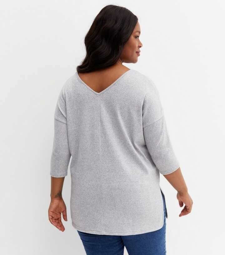 Newlook Curves Fine Knit Long V Neck Top - Grey. UK 18