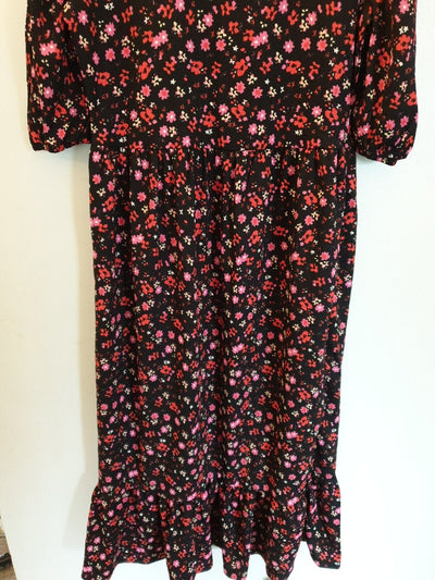 Black Floral Print Dress Midi Uk12****Ref V411