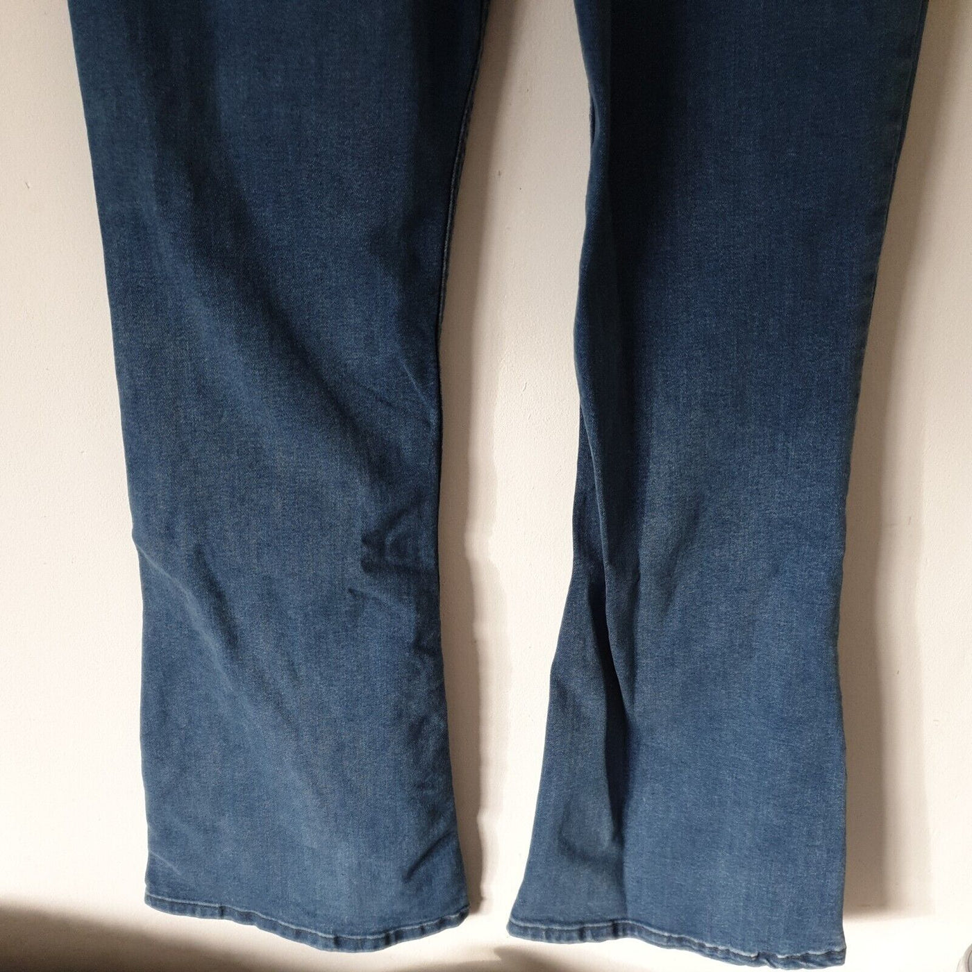 Missguided Blue Flared Denim Jeans Uk6****Ref V106