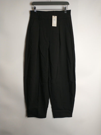 River Island Eco Couture S - Black. UK 6 **** Ref V225