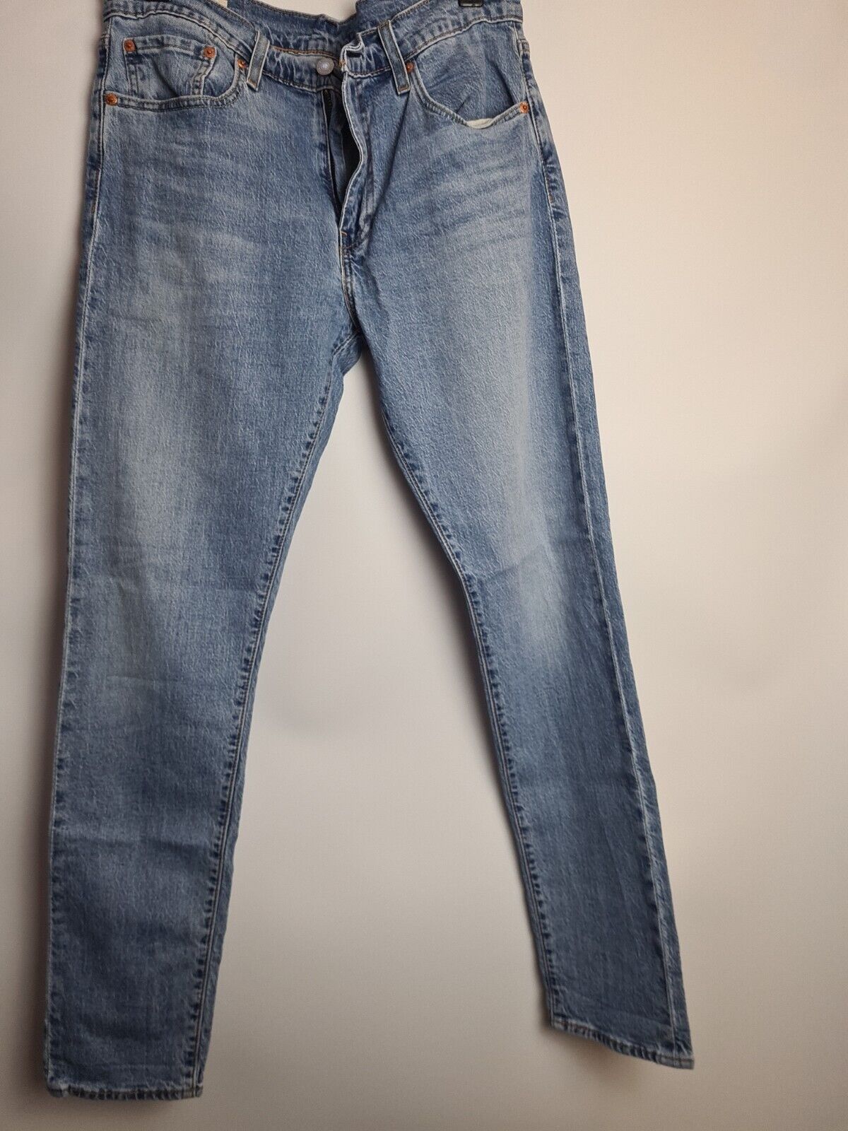 Levi's 512 Slim Taper Light Blue Jean's. W32 L32 **** Ref V77