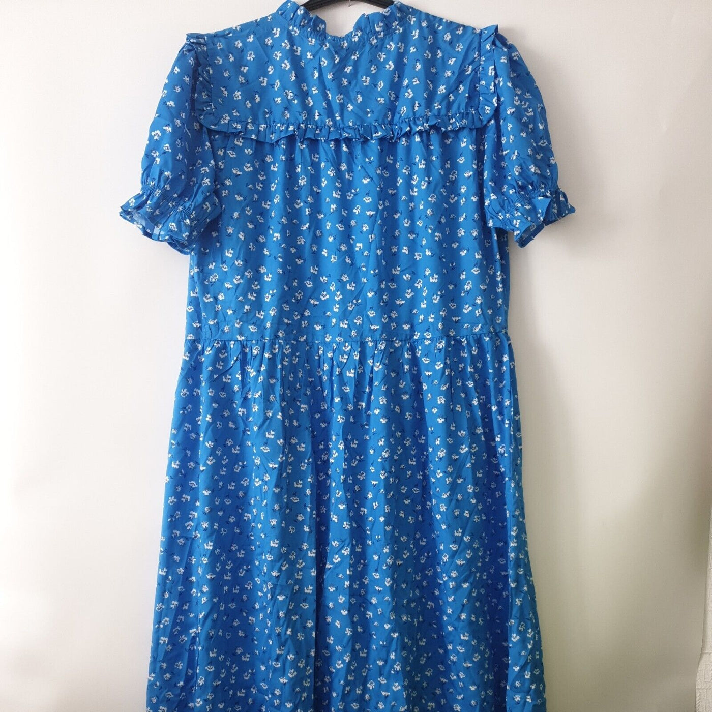 In The Style Blue Wrap Dress Floral Print Uk26****Ref V26