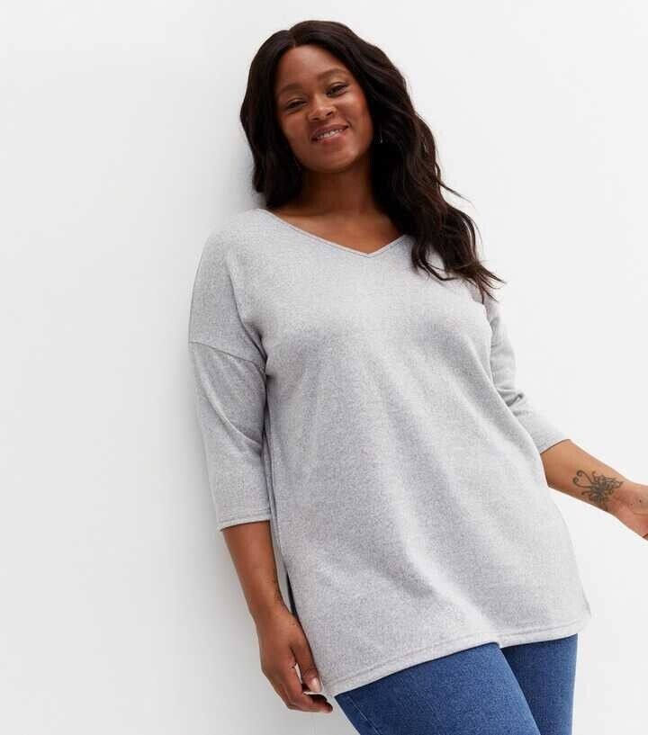 Newlook Curves Fine Knit Long V Neck Top - Grey. UK 18