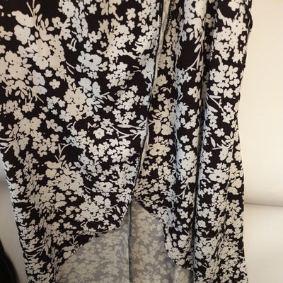 Missguided Black/White Wrap floral Dress Uk10****Ref V67