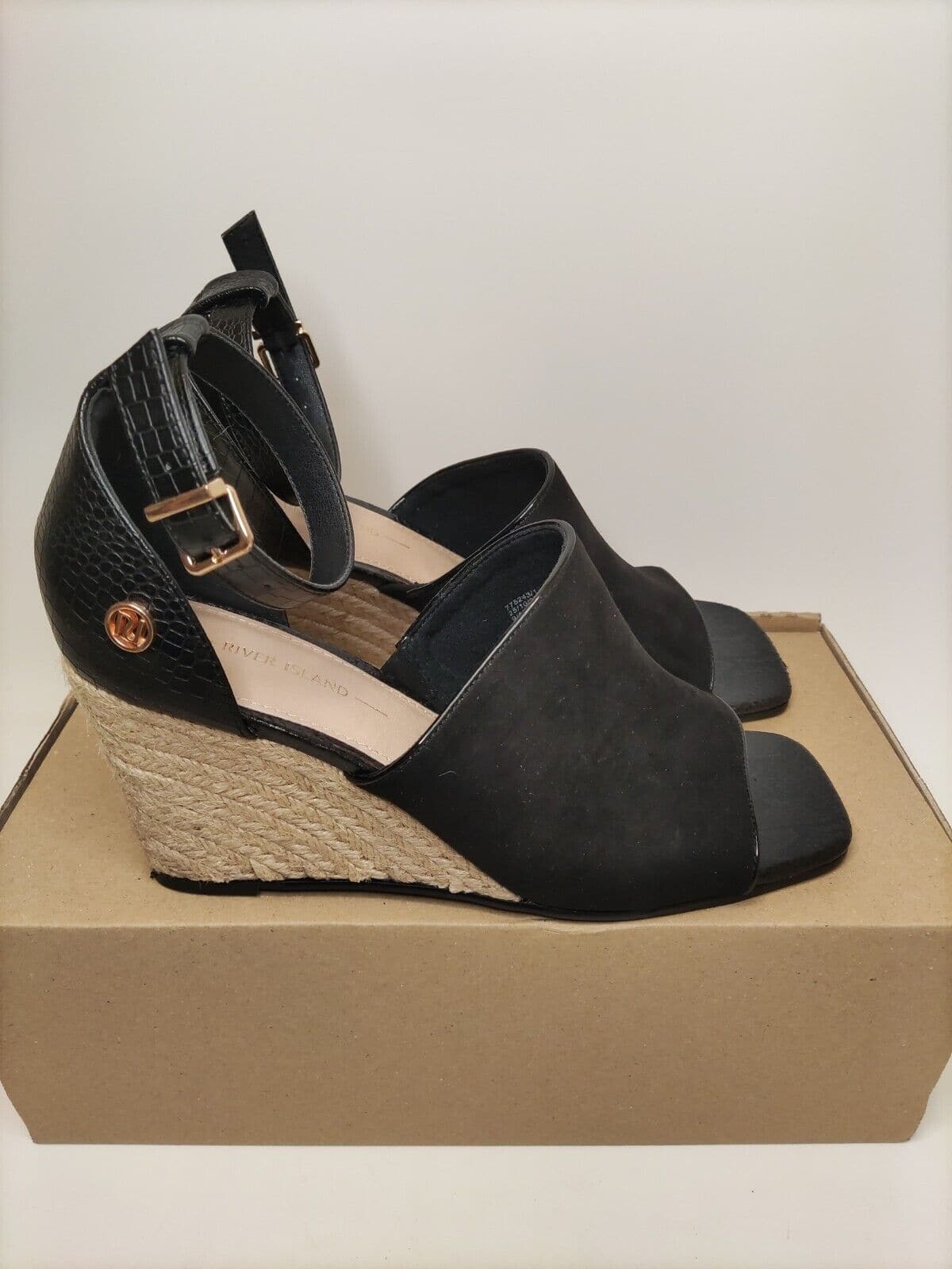 River Island Tisha Wedge Heel. Black. UK 9. ****Vs2