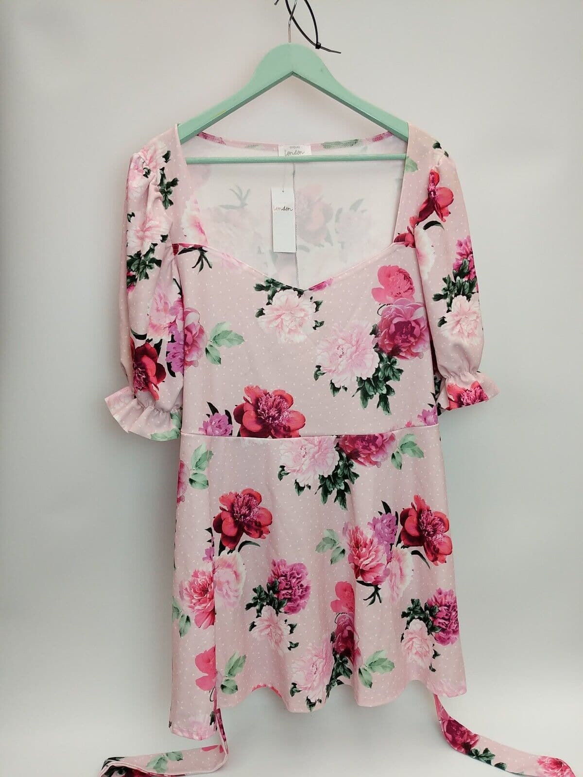Yours Pink Floral Dress. UK Size 26-28 ****Ref V211