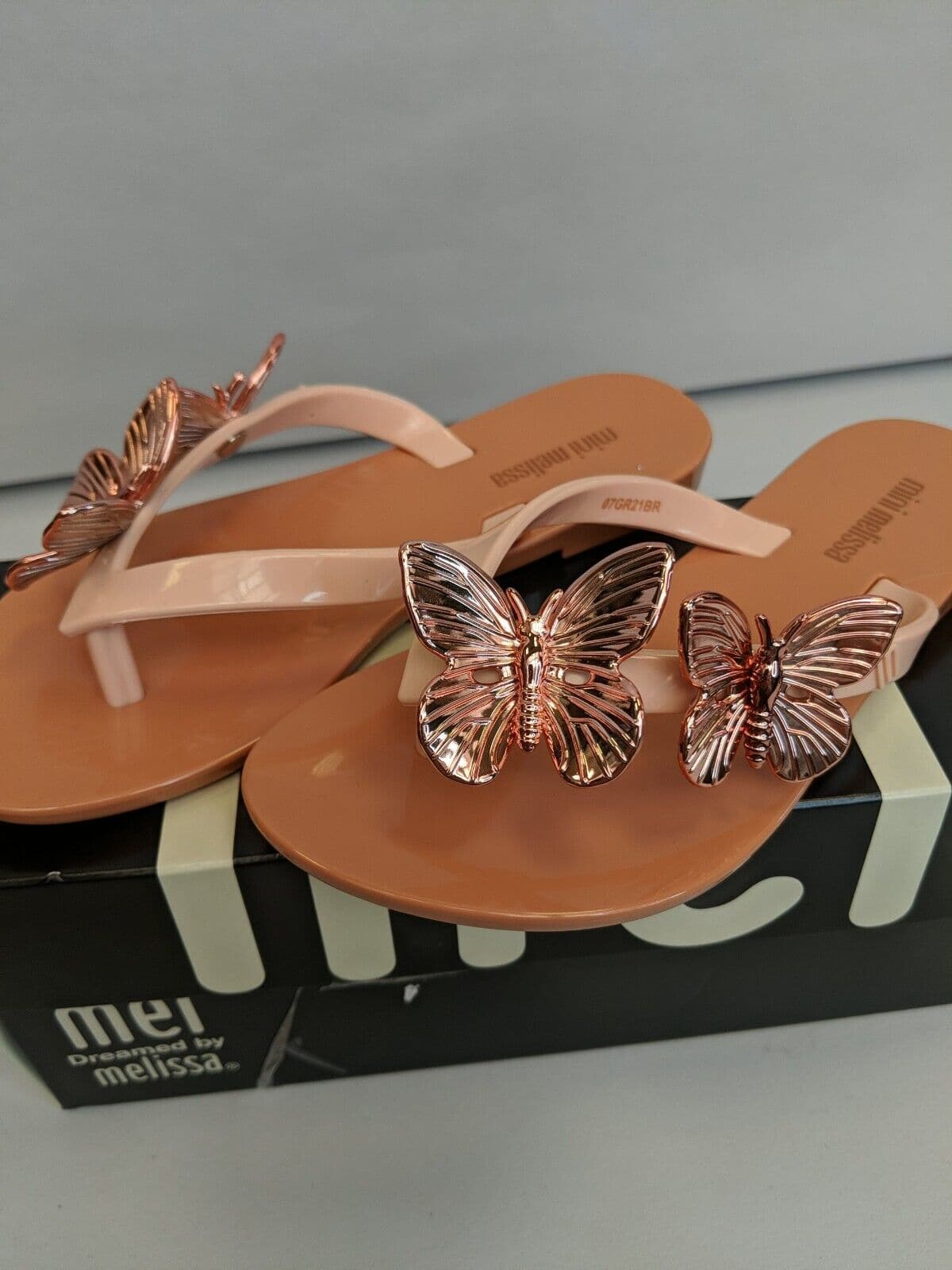 Mel By Melissa Harmonic Butterfly Rose Tan Flip Flops Kids Size UK 10 **** VS2