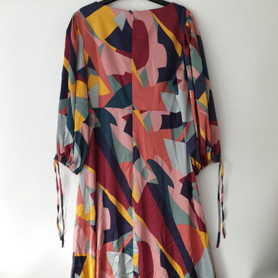 Chi Chi V-neck Puff Sleeve Graph Multi dress Uk14****Ref V39