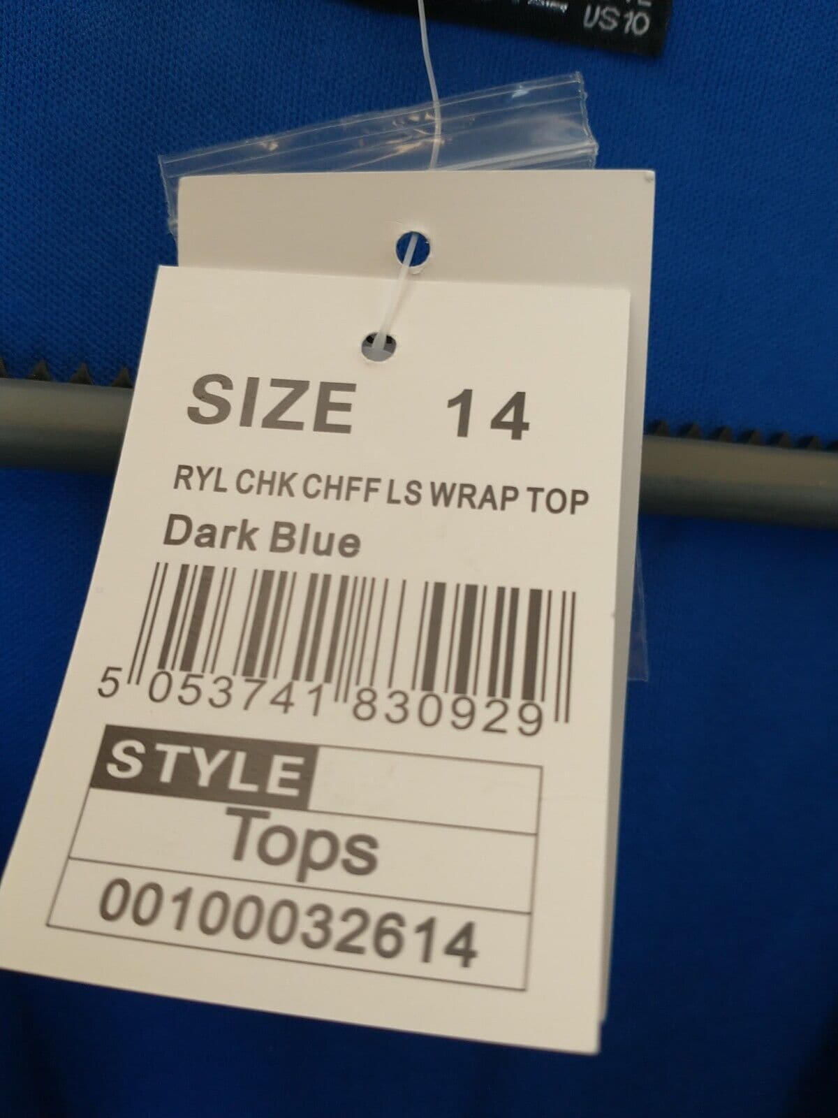 Quiz Dark Blue Check Chiffon Wrap Top. UK 14 **** V30