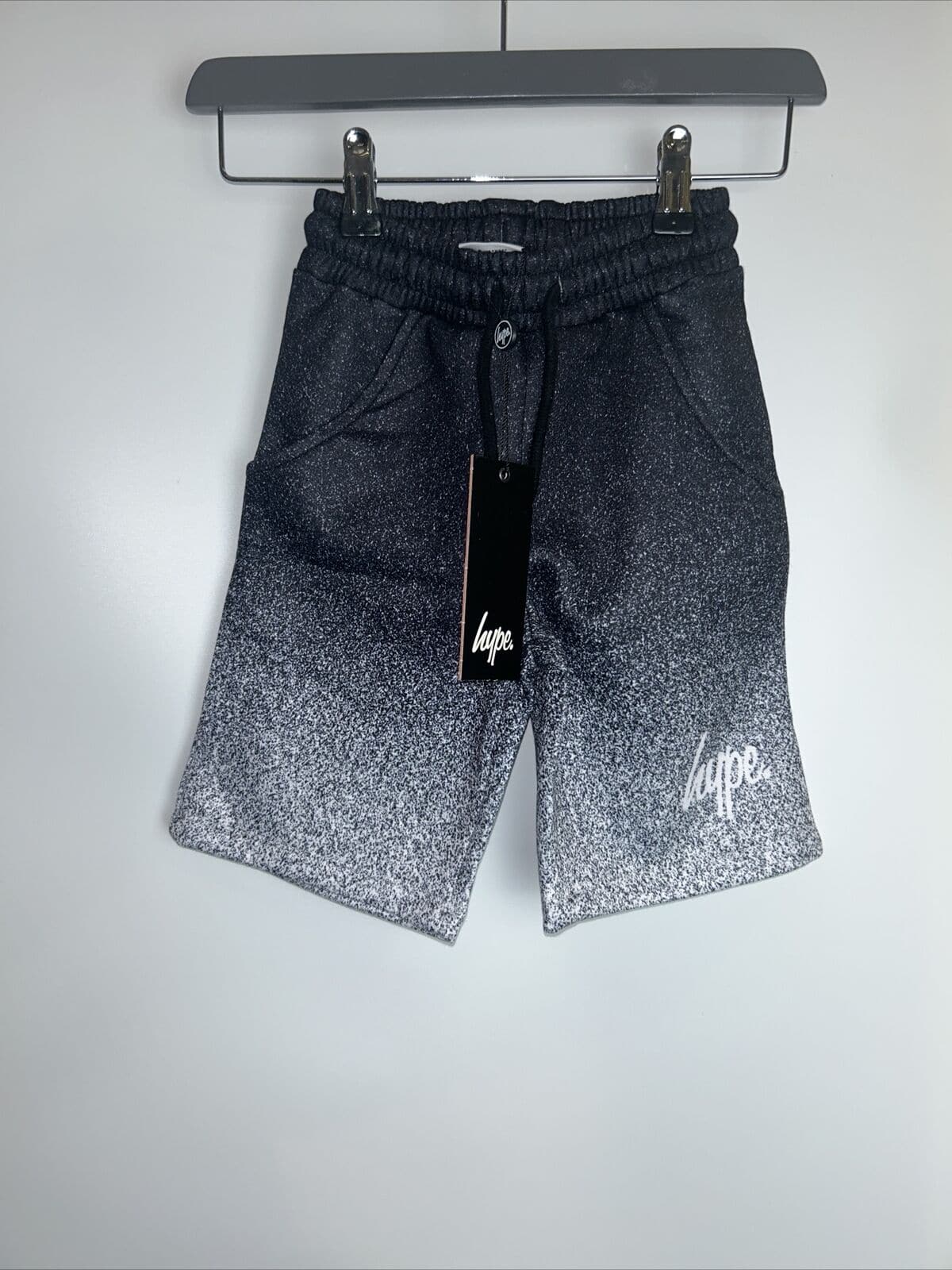 Hype Boys Speckled Ombre Shorts. UK 3-4 Years **** Ref V73